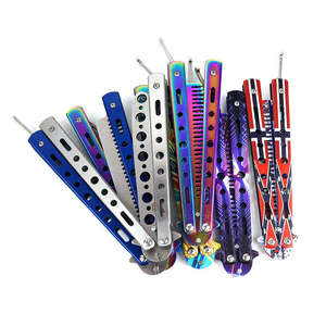 Nuevo y Exclusivo Cuchillo Balisong Plegable de Acero Inoxidable para <span class=keywords><strong>Barber</strong></span>ía, Entrenamiento y Práctica de Defensa Personal - Product Image 1