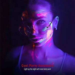 ไฟฉายพกพาอัลตราไวโอเลต 100LED แสงยูวี สีม่วงและแบล็คไลท์ สำหรับตรวจจับปัสสาวะสัตว์เลี้ยง - Product Image 6
