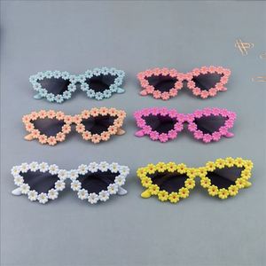 Fashion Children's <strong>Glasses</strong> Vintage Retro Cat Eye <strong>Baby</strong> Girls Sunglasses Daisy Flower Kids Sunglasses - Product Image 1