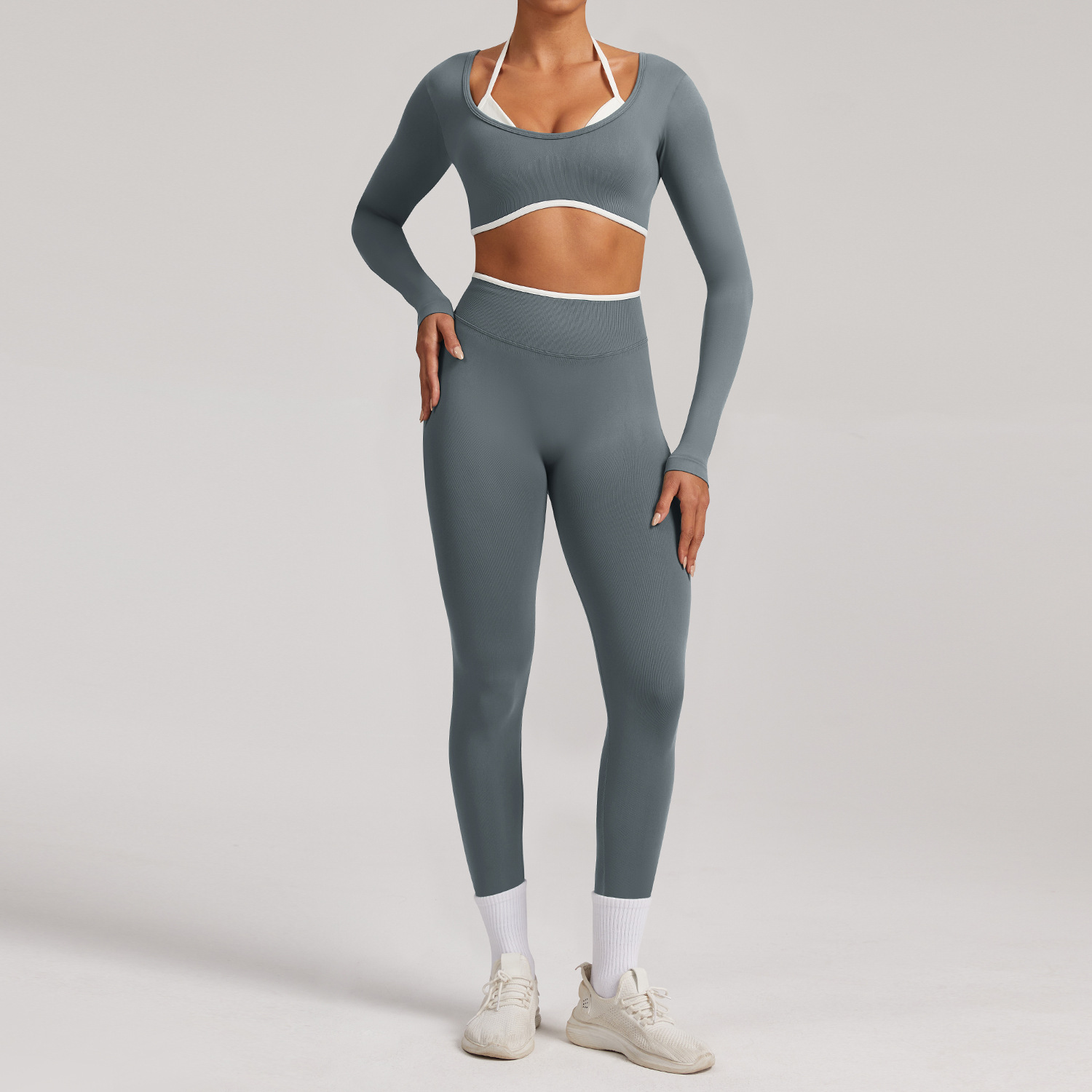 Gris graphite (manches longues et pantalon)