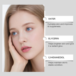 Essence hydratante pour le visage, légère et facile à absorber, pour des pores délicats, une peau rafraîchissante, hydratée et translucide. - Product Image 3
