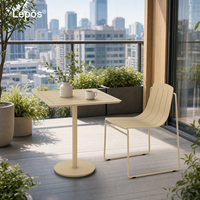 Ensemble table et chaises de salle à manger en aluminium pour extérieur moderne, résistant à la rouille et aux UV, idéal pour balcon urbain, appartement, terrasse, jardin, café