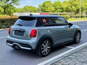 Mini Cooper S 2.0t 2022 Usado, Cuatro Cilindros, Volante a la Izquierda, Cuero Oscuro, R17, Transmisión Automática, Elegante Hatchback de Dos Puertas - Product Image 6