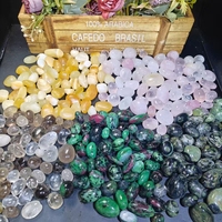 Prix de gros, cristal de quartz rose sculpté à la main, cristal naturel de guérison, cristal de matériaux mixtes, pierre de rubis roulée, artisanat pour cadeaux