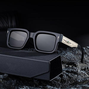 Lunettes de soleil carrées de luxe pour hommes, monture noire, verres PC, protection UV400, lunettes de soleil tendance pour l'extérieur, Zs 98356 - Product Image 2