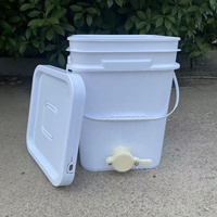 Seau de décantation carré en plastique de qualité alimentaire avec robinet à miel, réservoir à miel d'apiculture avec couvercle