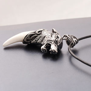 Collier à pendentif de dents de loup pour hommes et femmes, bijou Punk en forme de chien, amulette, chaîne tendance - Product Image 2