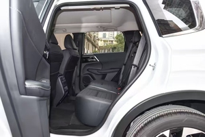 <span class=keywords><strong>Mitsubishi</strong></span> <span class=keywords><strong>Outlander</strong></span> <span class=keywords><strong>2023</strong></span> d'occasion, automatique, 5 places, petit SUV, essence, voiture d'occasion - Product Image 6