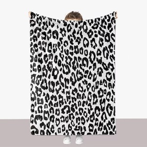 Manta de felpa esponjosa y acogedora súper suave, manta con estampado de leopardo y guepardo, manta de forro polar - Product Image 5