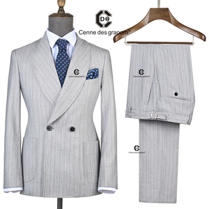 Cenne Des Graoom 2025 Abito da <span class=keywords><strong>Uomo</strong></span> Doppiopetto Grigio Chiaro a Righe con Tasche Applicate, Su Misura per Ufficio, Matrimonio, Testimone - Product Image 1
