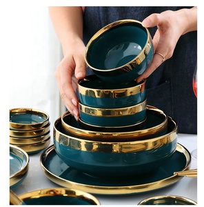 Vaisselle en porcelaine de couleur verte et or, style nordique simple et luxueux, écologique, très vendue - Product Image 2