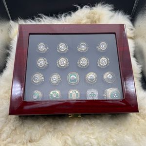 18 pièces Boston <span class=keywords><strong>Celtics</strong></span> Basketball Championship Plaqué or 18K Alliage de cuivre <span class=keywords><strong>Ensemble</strong></span> de bagues de mode pour enfants Collection de fans - Product Image 5