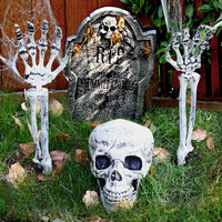 Ensemble de décoration réaliste Halloween Ghost Festival Squelette au sol et ornement de corps humain en plastique brillant Fournitures de fête