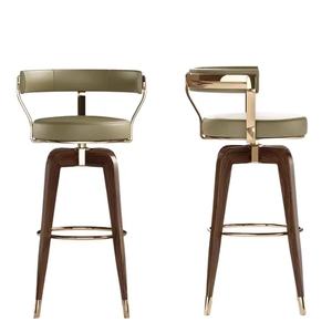 Tabouret de <span class=keywords><strong>Bar</strong></span> de Cuisine Moderne en Cuir <span class=keywords><strong>Noir</strong></span> et Or avec Pivotant-Élégantes Chaises de <span class=keywords><strong>Bar</strong></span> en Bois Massif pour Dîner Haut de Gamme - Product Image 1