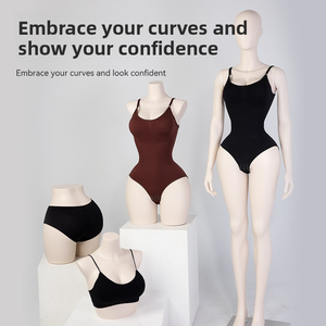 <span class=keywords><strong>Mannequin</strong></span> Femme Grand <span class=keywords><strong>Taille</strong></span> Peint Or, Courbes Généreuses, Poitrine et Hanches Volumineuses, Tête et Bras Amovibles - Product Image 1