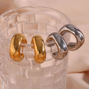 Wholesale Stainless Steel <strong>Silver</strong> CC Shape <strong>Hoop</strong> Earrings <strong>Chunky</strong> Glossy Gold <strong>Hoops</strong> Tarnish Free Jewelry Geometric <strong>Hoop</strong> Earring - Product Image 6