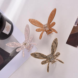 Vente en gros de pinces à cheveux coréennes en acétate, élégantes et tendance, grandes pinces à cheveux papillon pour femmes - Product Image 6