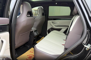 รถยนต์มือสอง BYD Song PLUS EV 2025 รุ่น Flagship ระยะทาง 605 กม. รถ SUV ขนาดกะทัดรัด ขับเคลื่อนด้วยไฟฟ้าล้วน รถยนต์มือสองราคาถูกจากจีน Carros Usados - Product Image 5