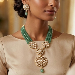 Conjunto de Collar Clásico de Plata 925 para Mujer con Cuentas Verdes y Trabajo Kundan, Joyería Tradicional India, Conjunto de Aretes para Novia - Product Image 2
