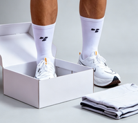 Chaussettes de course à compression blanches mi-mollet avec bord côtelé, soutien de la voûte plantaire, respirantes, pour athlètes, marathon, amorti, hommes et femmes, lot