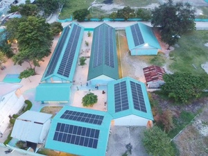 ระบบไฮบริดไฟฟ้าแรงสูง 3KW 5KW 8KW สามเฟส MPPT พลังงานแสงอาทิตย์ พร้อมแบตเตอรี่แบบไฮบริดช่วงกว้าง 5kw~10kw 5000w คลื่นไซน์บริสุทธิ์ - Product Image 5