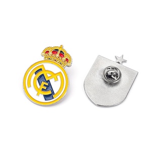 Insignia Conmemorativa de Fútbol del Mundial 2026, Milán, <span class=keywords><strong>Barcelona</strong></span>, Inter de Milán, Bayern Múnich, con Pintura en Aerosol - Product Image 2