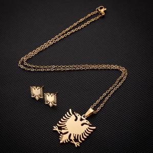 Set di Gioielli Antitarnish in Acciaio Inossidabile Placcato Oro 18K e Argento con Aquila Albanese: Orecchini e Collana per Donna - Product Image 4
