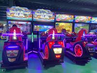 Machine d'arcade de course à siège 4D à mouvement, simulateur de conduite automobile LCD 4K HD à monnayeur pour centres de jeux et lieux de divertissement familial (FEC)