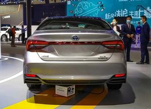 2025 Feng Tian Asia Dragon 2.0L 152HP CVT berline hybride nouvelle énergie essence batterie voiture électrique exportation - Product Image 6