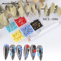 Vente chaude 3D Boîte Nail Art Résine Acrylique Fleurs Accessoires Perle En Acier Nail art résine fleur perles charmes