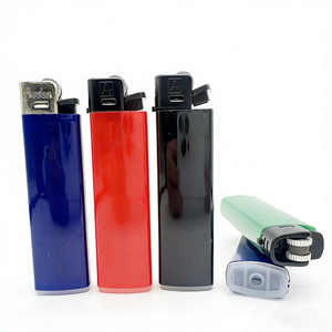 โรงงานเส้าตง <span class=keywords><strong>ไฟ</strong></span><span class=keywords><strong>แช็</strong></span><span class=keywords><strong>ค</strong></span>แก๊สบิวเทนแบบเติมได้ ดีไซน์ทันสมัย รูปทรงลูกเต๋าขนาดใหญ่ สำหรับจุดบุหรี่ - Product Image 3