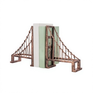 Porte-livres décoratifs en métal faits à la main, de taille et de forme personnalisées, fabriqués par des artisans en artisanat domestique. - Product Image 1