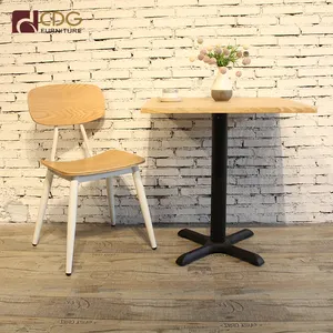 Mobiliário mesa e cadeiras restaurante mesa de madeira