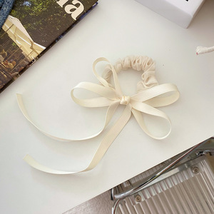 <span class=keywords><strong>Tik</strong></span> <span class=keywords><strong>Tok</strong></span> Venta caliente Accesorios para el cabello lindos Scrunchies coloridos con lazos Niñas Cinta <span class=keywords><strong>de</strong></span> seda Banda para el cabello - Product Image 5