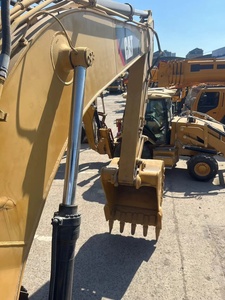รถขุด CAT323D รุ่นปี 2020 ขนาด 30 ตัน มือสอง แบบตีนตะขาบ พร้อมเครื่องยนต์คาวาซากิ และวาล์ว ENERPAC รวมถึงบุ้งกี๋ขุด - Product Image 5
