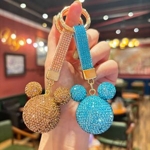 Porte-clés <span class=keywords><strong>Mickey</strong></span> en strass de cristal, forme 3D, léger, accessoires en métal brillant, pendentifs, cadeaux pour femmes, <span class=keywords><strong>sac</strong></span> à main - Product Image 3