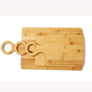 เขียงไม้ไผ่ทรงสี่เหลี่ยมผืนผ้า 285x235x12 มม. พร้อมหูจับ สำหรับใช้ในครัว - Product Image 2