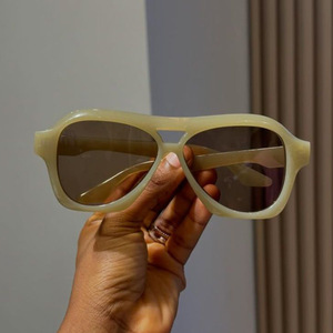 Kedun Double Beam Big Frame UV400 Protection Women's Square Sunglasses 2024 New Retro Fashion European American Style Instagram - Product Image 3