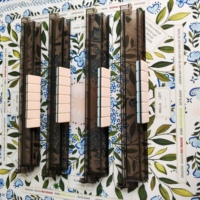 Règle de Mahjong, Règle de Mahjong style juif, Deux-en-un avec tige de poussée, Matériau PS, 18 pouces, Support de Mahjong