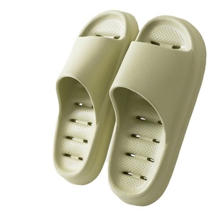 Chaussons de bain antidérapants à séchage rapide pour hommes et femmes, en plastique, avec design ajouré et frais, et fournitures de toilette – Vente en gros - Product Image 3