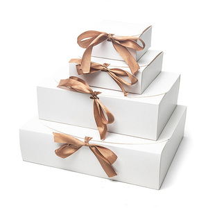 Boîtes pliantes de cadeau en papier de carton blanc personnalisé avec fermeture à ruban Emballage de boîte de papier pliable de mode - Product Image 5