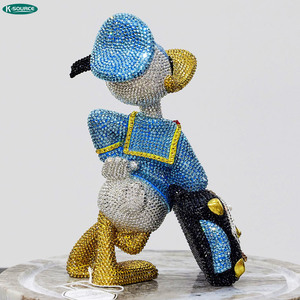Escultura de Resina de Lujo de <span class=keywords><strong>Mickey</strong></span> y <span class=keywords><strong>Donald</strong></span> Duck con Diamantes, Estatua de Cristal de Dibujos Animados, Decoración para el Hogar, Adorno Artesanal - Product Image 5