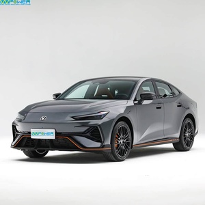 Changan UNI-V d'occasion, modèle 2025, édition 2.0T, faible kilométrage, automatique, turbo, sièges en cuir, berline à conduite à gauche, essence - Product Image 1