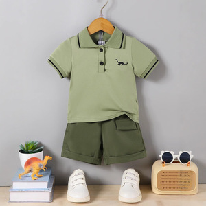 Set Polo con Ricamo Dinosauro per Bambino, Completo Estivo in Maglia Waffle con Maniche Corte e <span class=keywords><strong>Pantaloncini</strong></span>, Abbigliamento per Bambini all'Ingrosso - Product Image 2