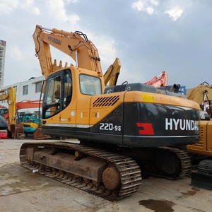 Excavadora Hyundai 220 Usada Original de Corea en Venta, Excavadora Hyundai 220LC-9S Usada - Product Image 2