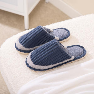 Relajación máxima: Interior de pana para pantuflas, cómodo y resistente para uso doméstico, suave, impermeable y transpirable para otoño. - Product Image 4