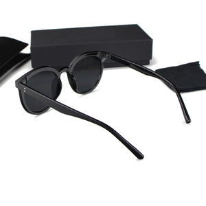 Lunettes de soleil polarisées Gm, monture noire, verres gris, unisexe, protection UV400, verres en résine de type 3, style haut de gamme - Product Image 4