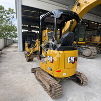 Excavatrice d'occasion CAT 301.7CR 1,9 tonne, compacte sur chenilles pour le creusement de caniveaux de câbles. Demande de renseignements pour l'acheteur. Comparez CAT301.5 CAT302.7CR CAT303CR