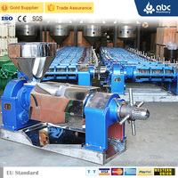 Ligne de production commerciale d'huile de coco vierge pressée à froid par vis, capacité 10 TPD, usine de traitement d'huile automatique