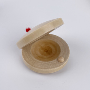 Juego de Instrumentos de Percusión de Madera al por Mayor con Sonajero Triangular, Castañuela y Tubo de Sonido para la Educación Musical y el Juego Infantil - Product Image 3